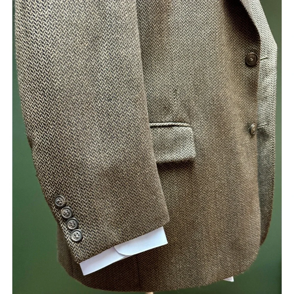 Jos. A. Bank Men's Brown Wool Cashmere Herringbone Tweed Two Button Blazer 41R